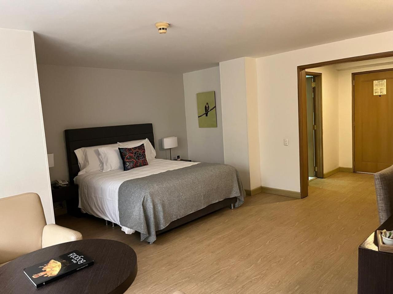 Hotel Parque 97 Suites Богота Экстерьер фото