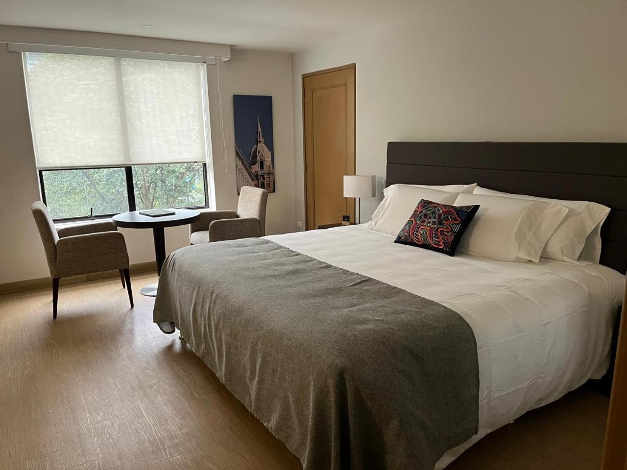 Hotel Parque 97 Suites Богота Экстерьер фото