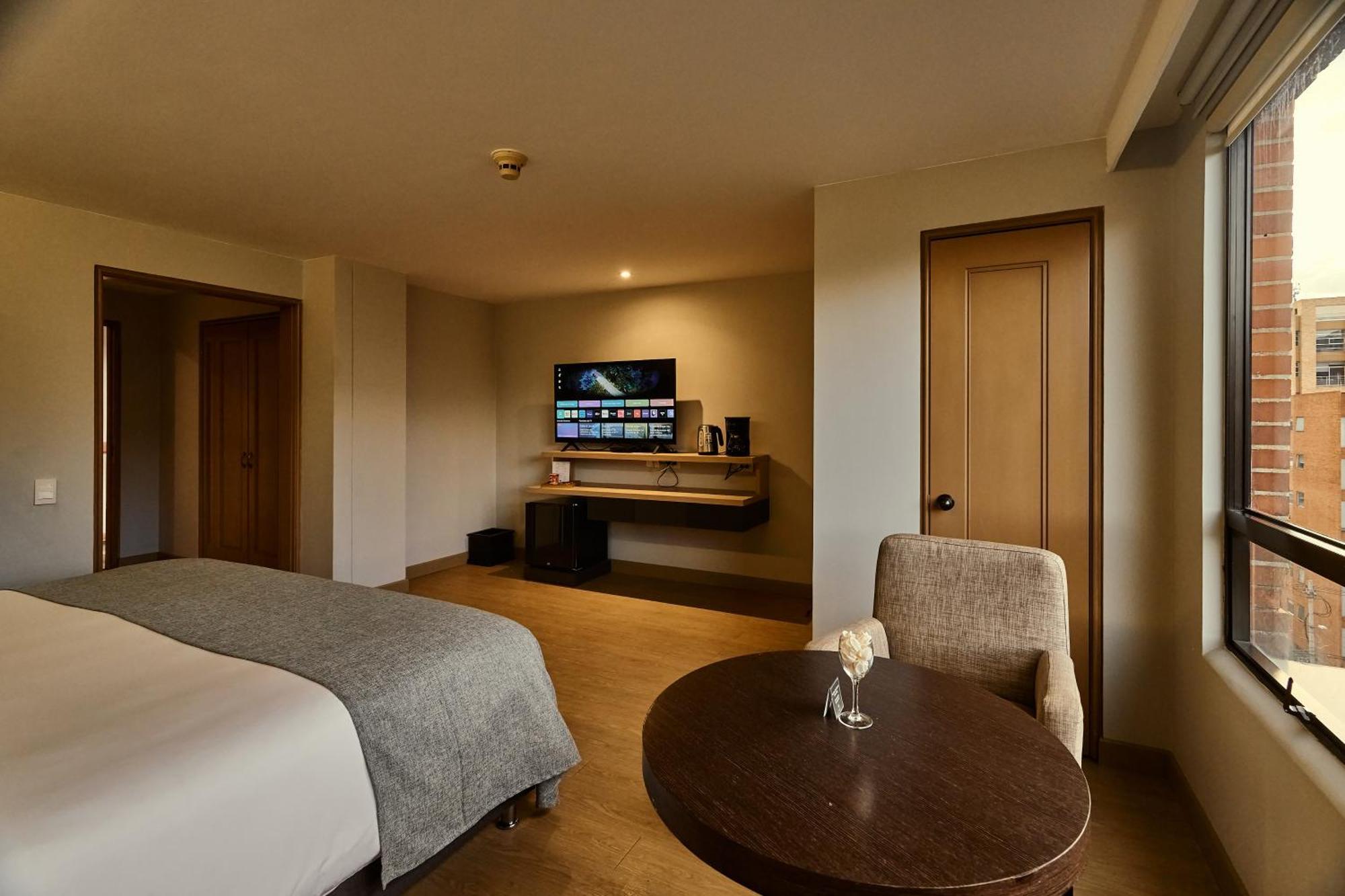 Hotel Parque 97 Suites Богота Экстерьер фото